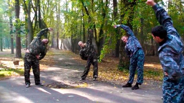 Безопасно и без травм: разминка перед игрой в пейнтбол